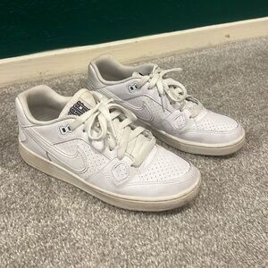 Nike Son of Force Triple White 6Y (7.5 women’s)